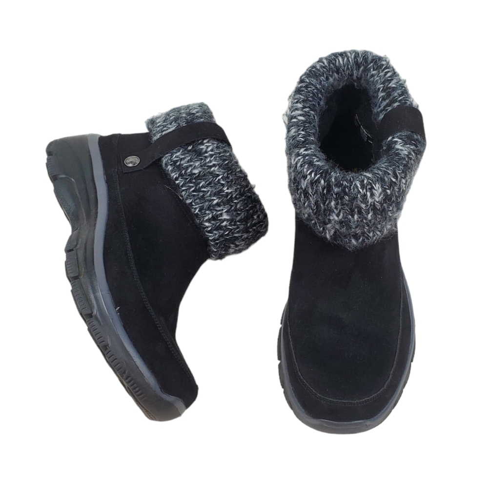 Skechers relaxed fit memory foam booties